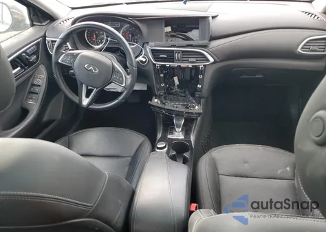 2017 Infiniti Qx30 Base z USA, uszkodzony, nr VIN SJKCH5CP6HA038220